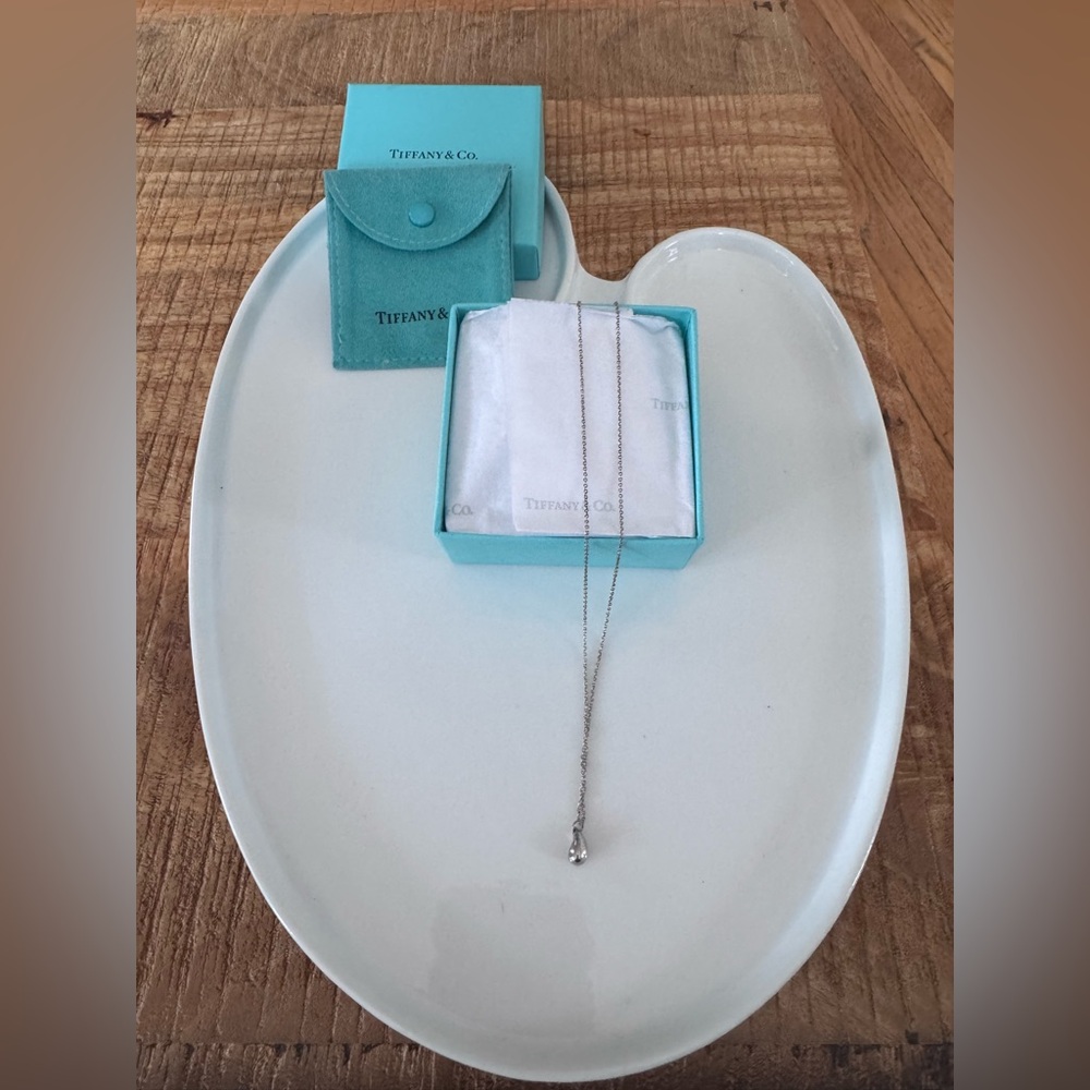 Tiffany & Co. Sterling Silver Teardrop Pendant Necklace - Elsa Peretti.